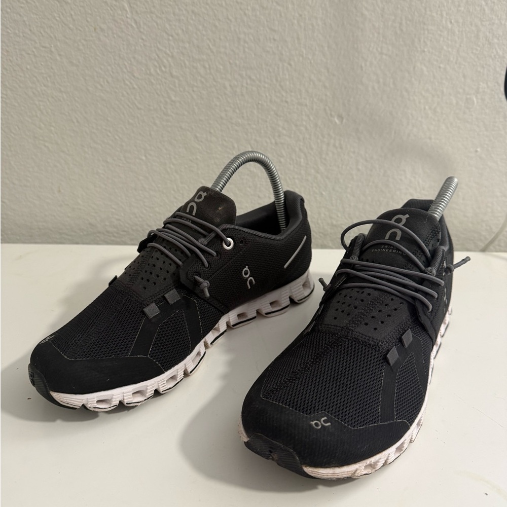 On Running Men's Black and White Athletic Shoes - Picture 3 of 10